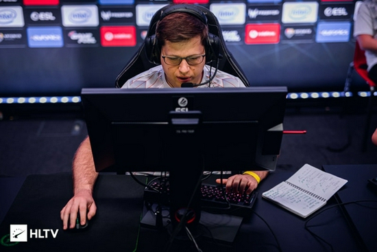 DOTA2 TI14 中国战队表现不佳 XG 败入败者组